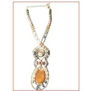 Gorgeous CHICO's polished stone BOHO necklace